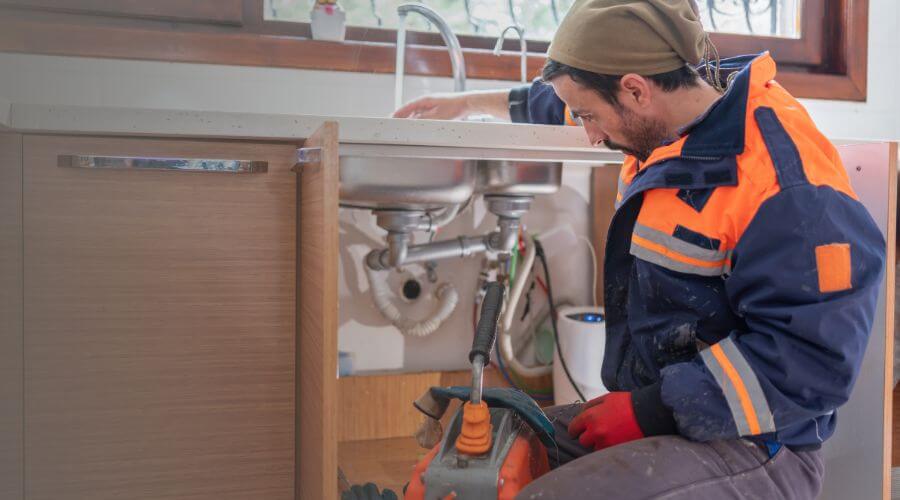 Professional sink repair in Hudson, IL